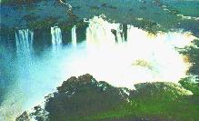 iguacu2.jpg (7370 bytes)